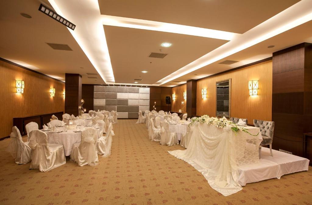 Safir Hotel Gaziantep Exterior foto