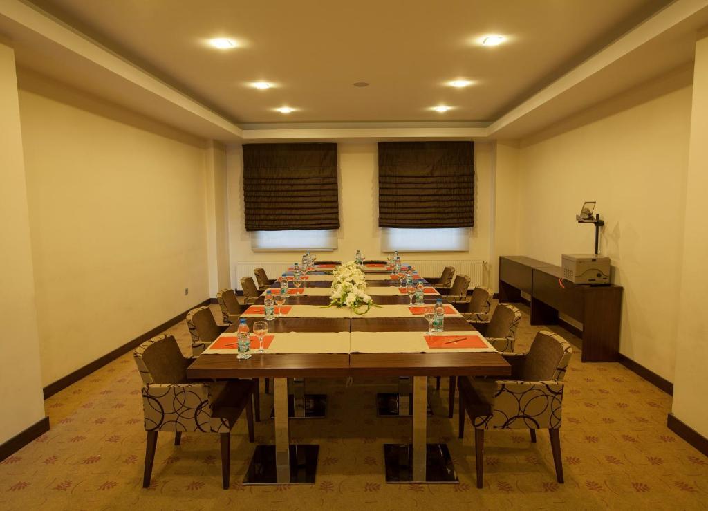 Safir Hotel Gaziantep Exterior foto